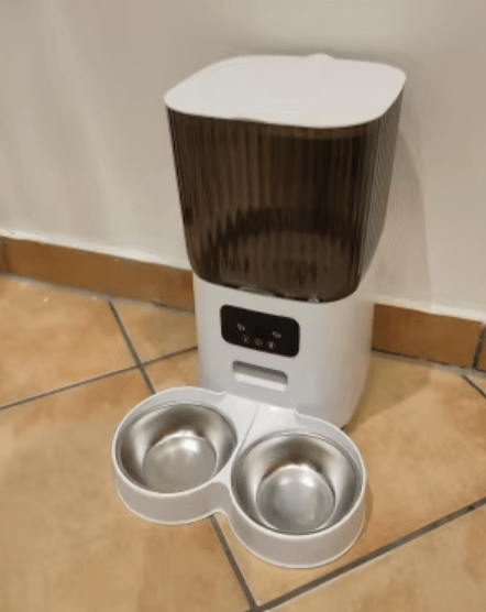 ROJECO Distributeur Automatique - Nourrissez vos animaux à distance! - Mon Compagnon Douillet